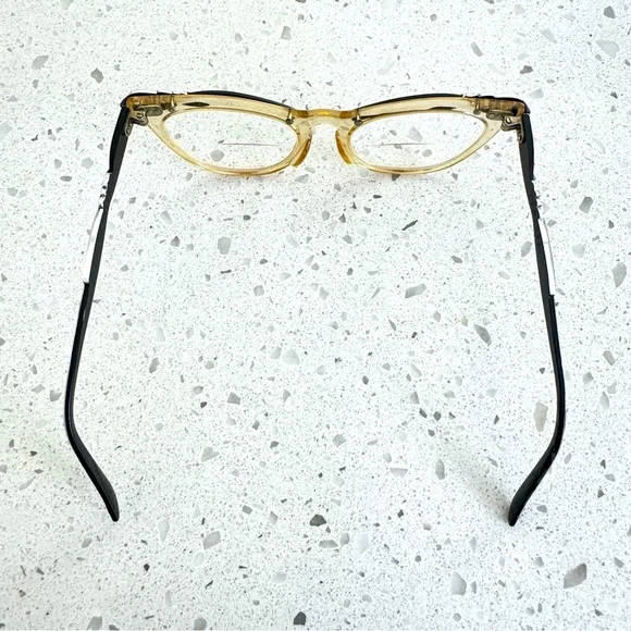 Vintage Black and Tan Women's Glasses - Picture 4 of 7